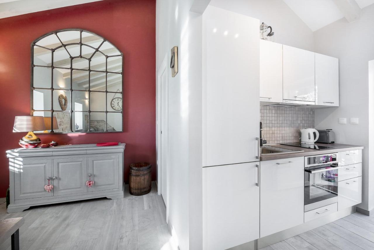 Jully Apartment With Swimming Pool Babino Polje Buitenkant foto